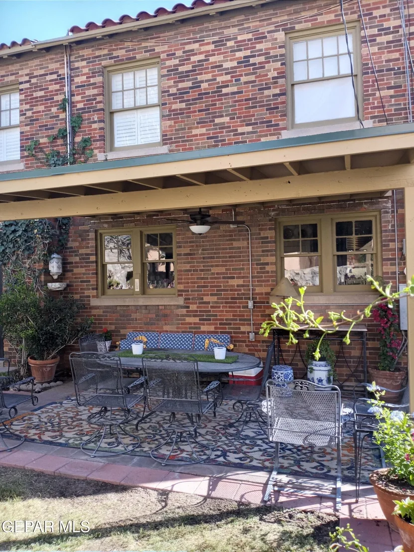 Photo of 900 CINCINNATI Avenue