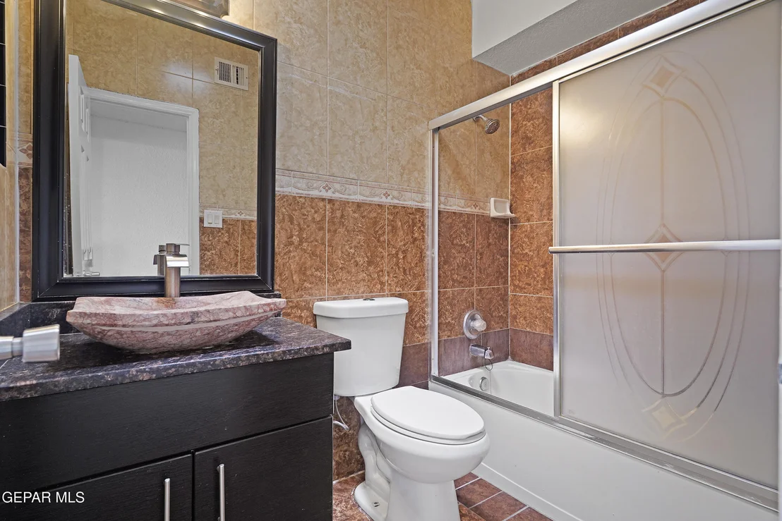 Photo of 4721 MAUREEN Circle