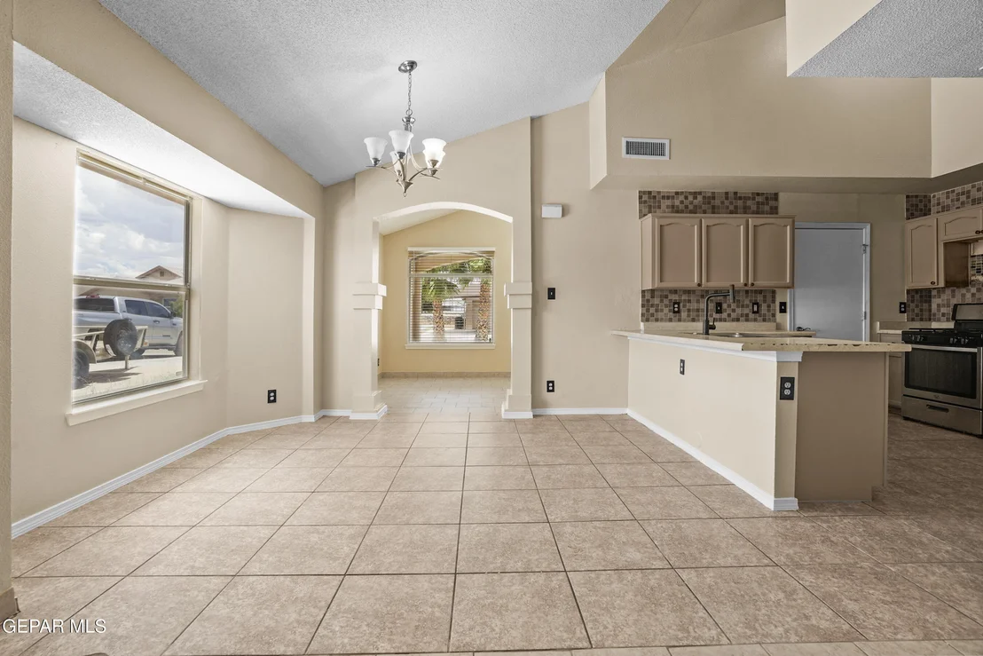 Photo of 513 Cactus Crossing Drive