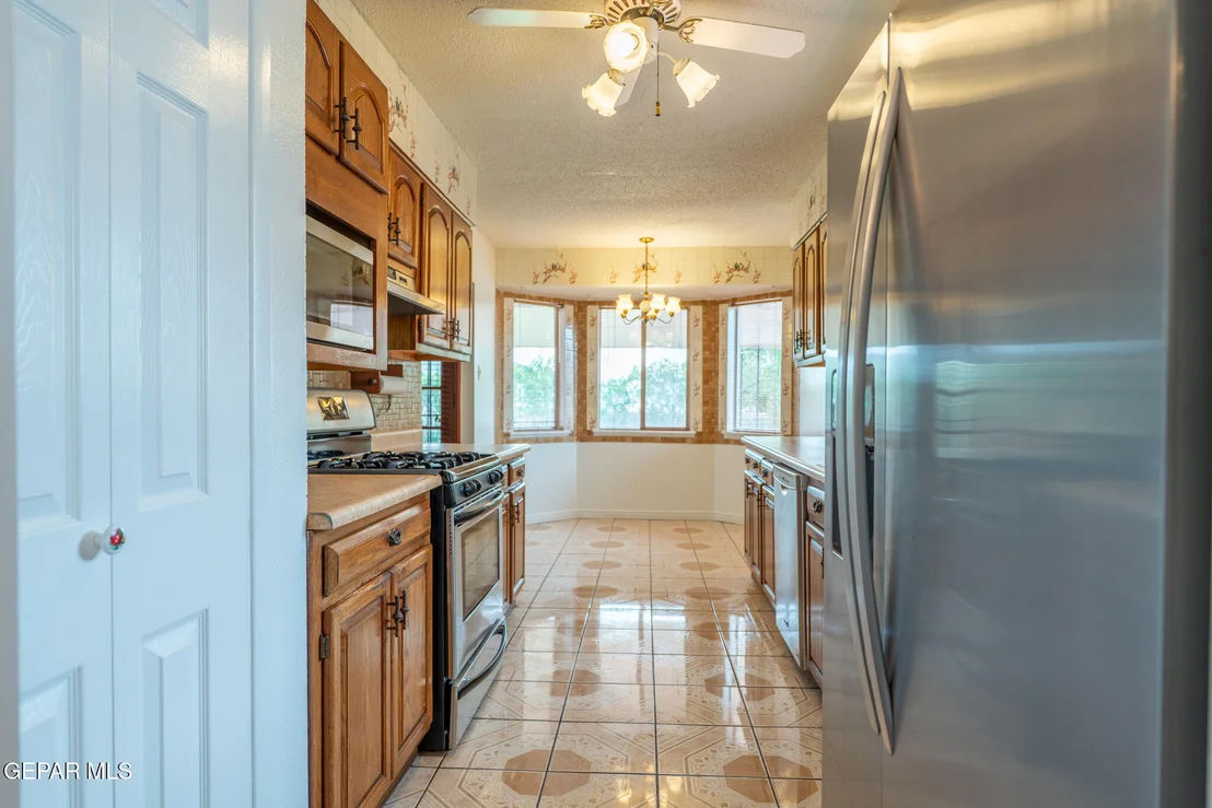 Photo of 8516 Mineola Drive