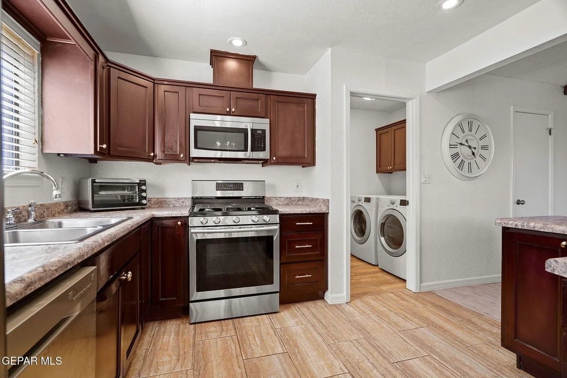Photo of 11230 RED HAWK Lane