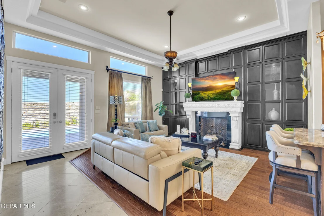 Photo of 1237 CALLE LAGO