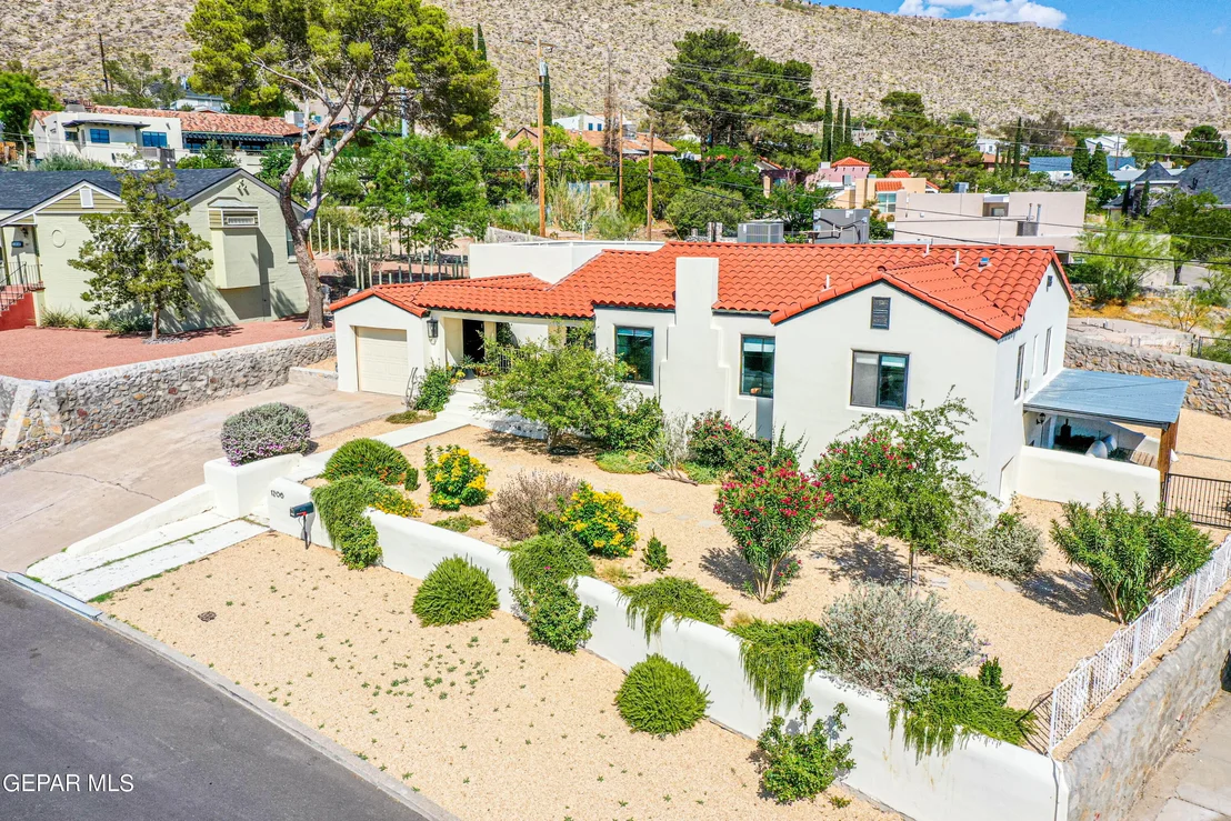 Photo of 1206 STOCKWELL Lane