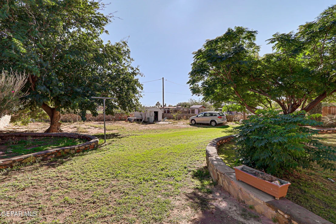Photo of 15972 N Horizon Boulevard