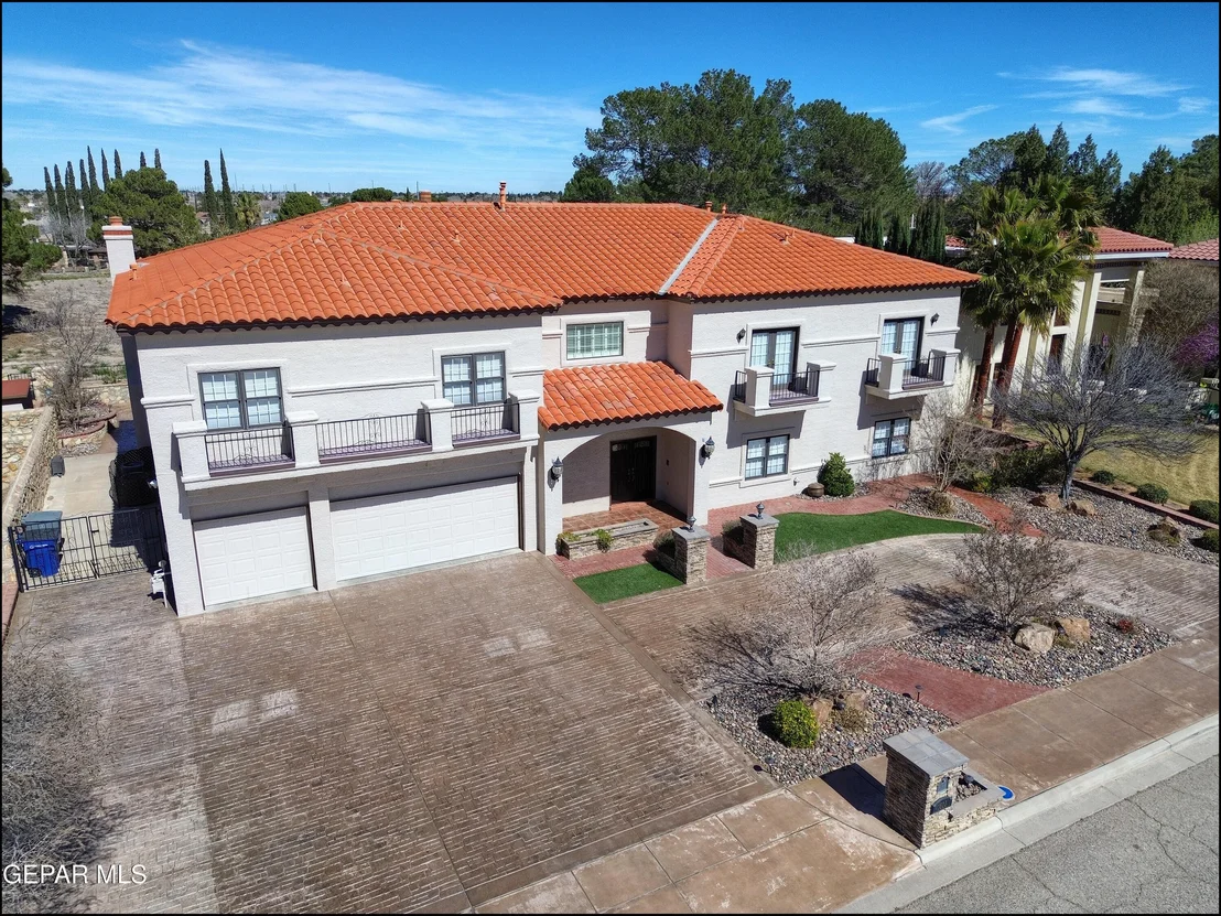 Photo of 1605 BILLY CASPER Drive