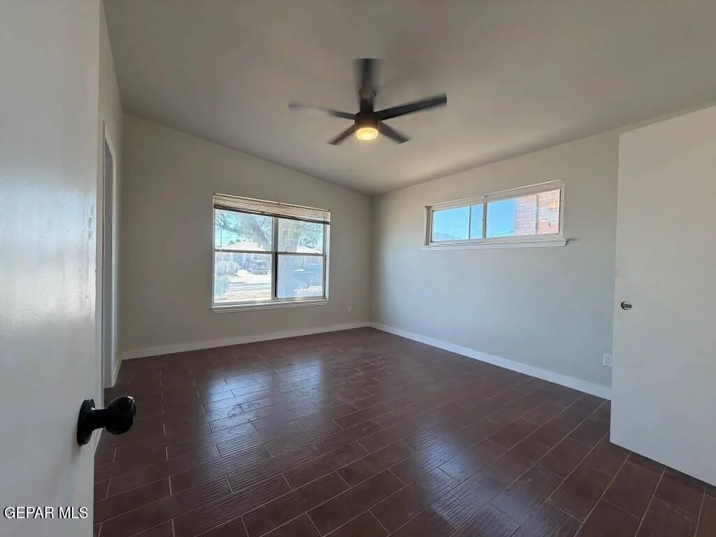 Photo of 4637 TUMBLEWEED Avenue