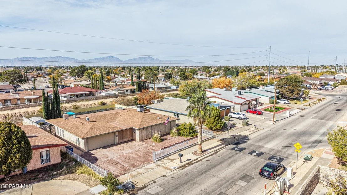 Photo of 2029 MERMAID Drive