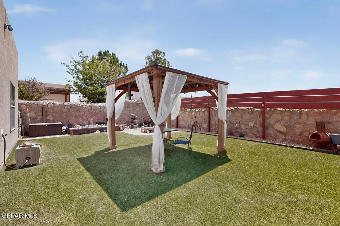 Photo of 14228 FABLED POINT Avenue