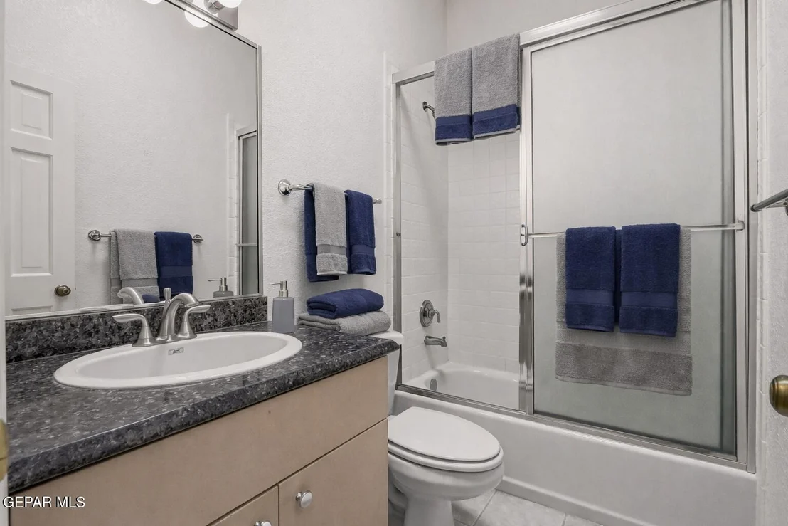 Photo of 1038 LOS JARDINES Circle