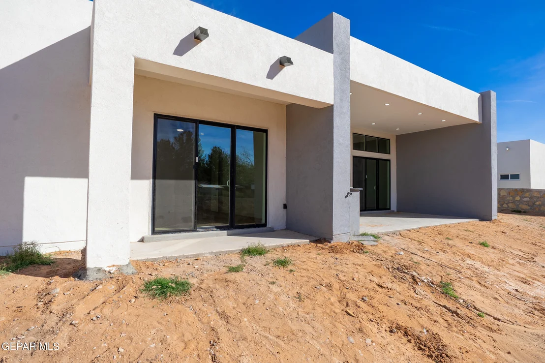 Photo of 5660 RIO BONITO Circle