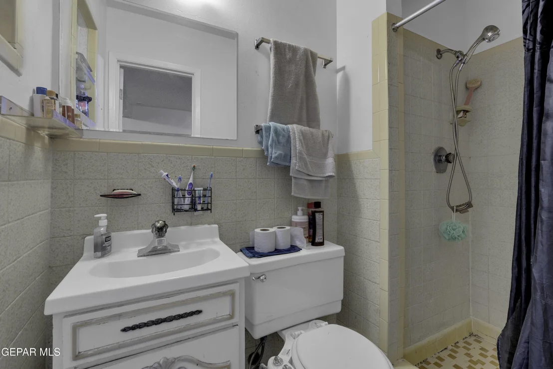 Photo of 4733 TETONS Drive
