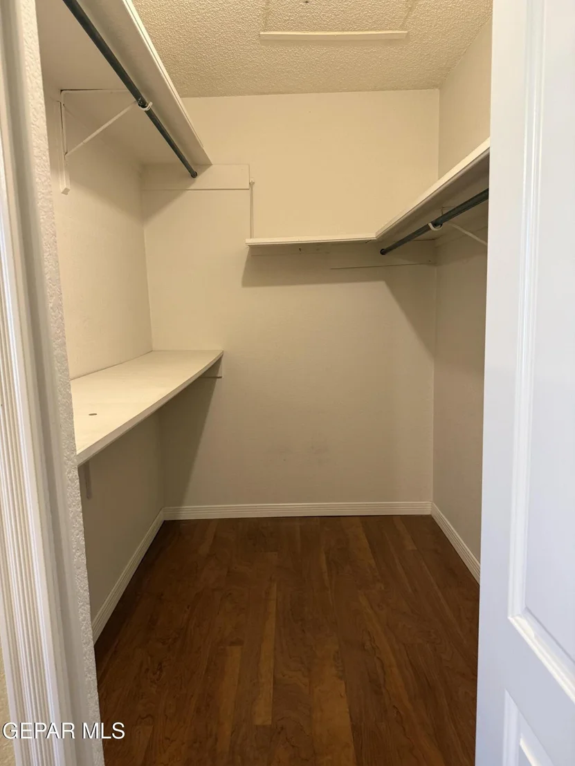 Photo of 3149 EDGEROCK Drive