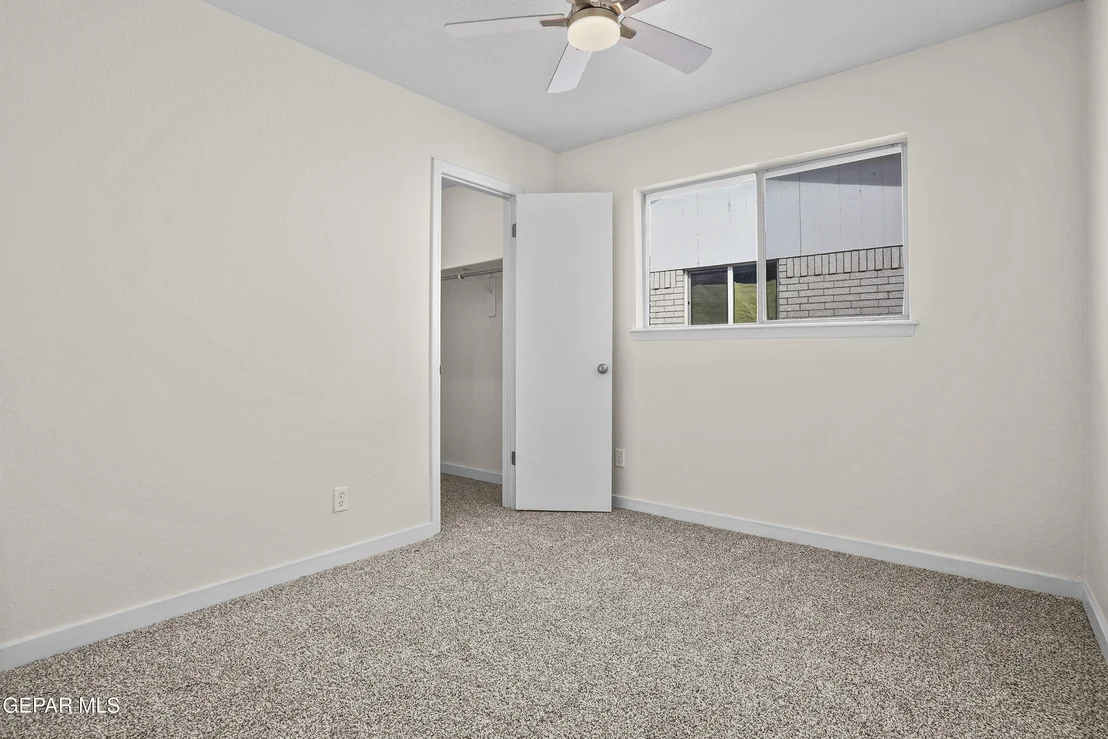Photo of 936 ONEIDA Drive
