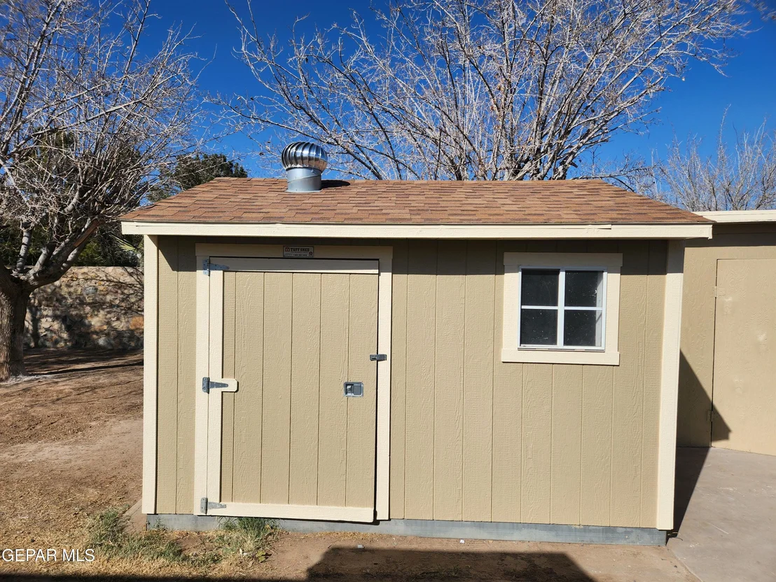 Photo of 901 CARLOTTA Drive
