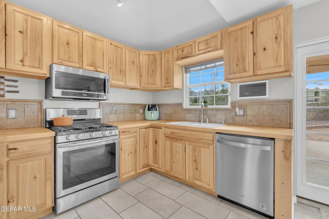 Photo of 4573 Robert Acosta Drive