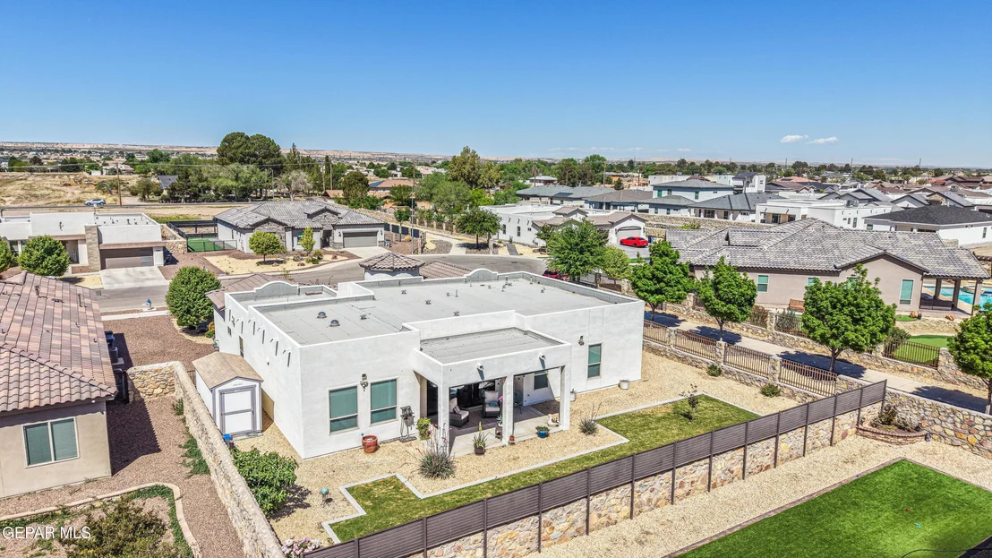 Photo of 5892 VALLE SONAR Avenue