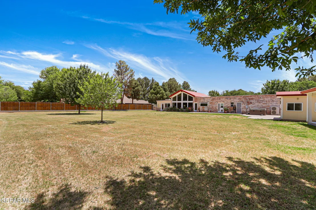 Photo of 5436 LA ESTANCIA Circle