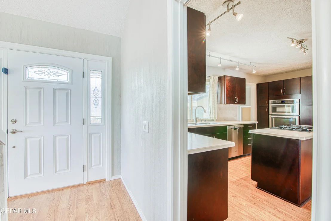 Photo of 2915 STONE EDGE Road