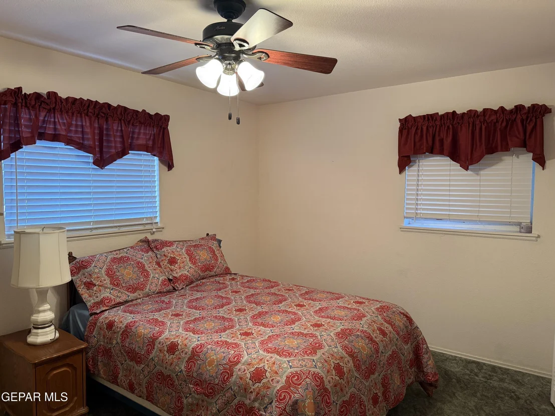Photo of 5828 STURGEON DR Drive