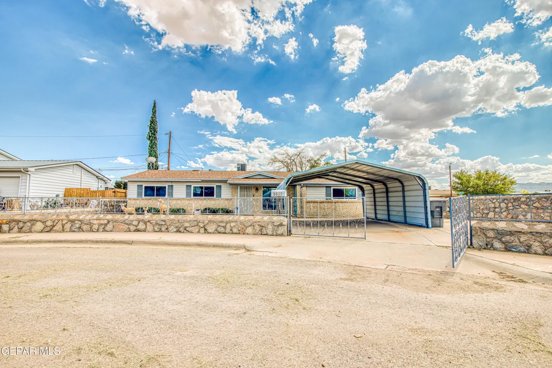 Photo of 5800 NIKE Lane