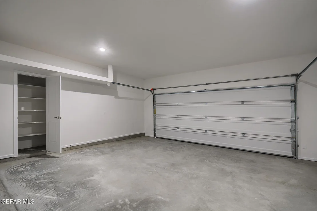 Photo of 15100 COMPOSITION Avenue
