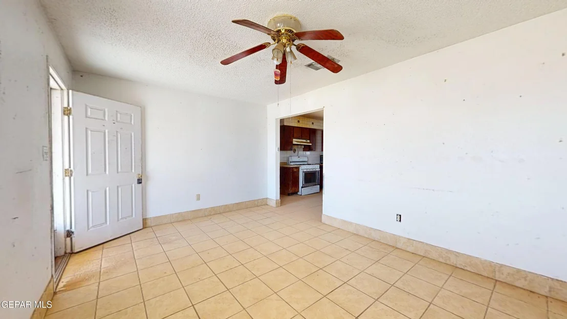 Photo of 810 ELM Street