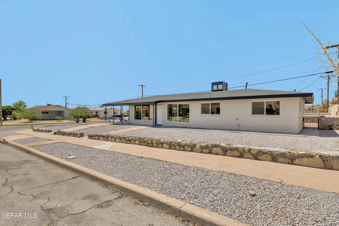 Photo of 6001 FANDANGO Place