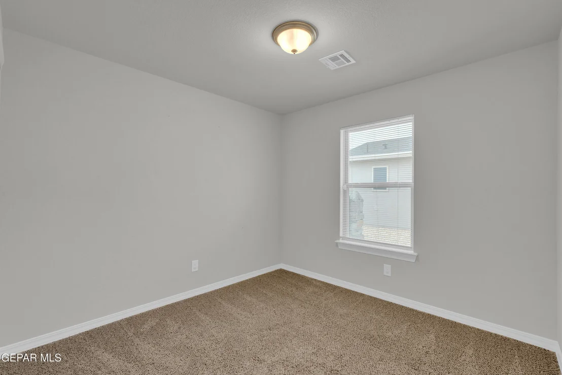 Photo of 1069 WHITEBRUSH Road
