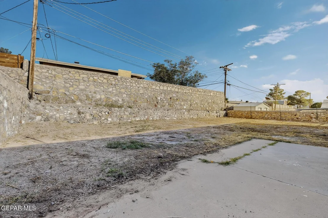 Photo of 105 CAMILLE Drive