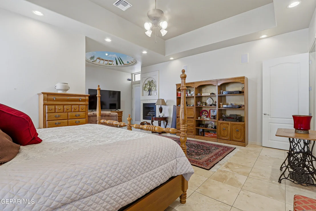 Photo of 6340 FRANKLIN RED Drive