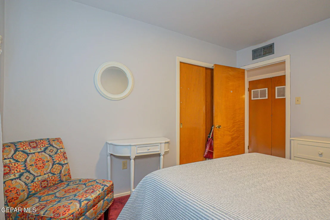Photo of 6049 ISABELLA Drive