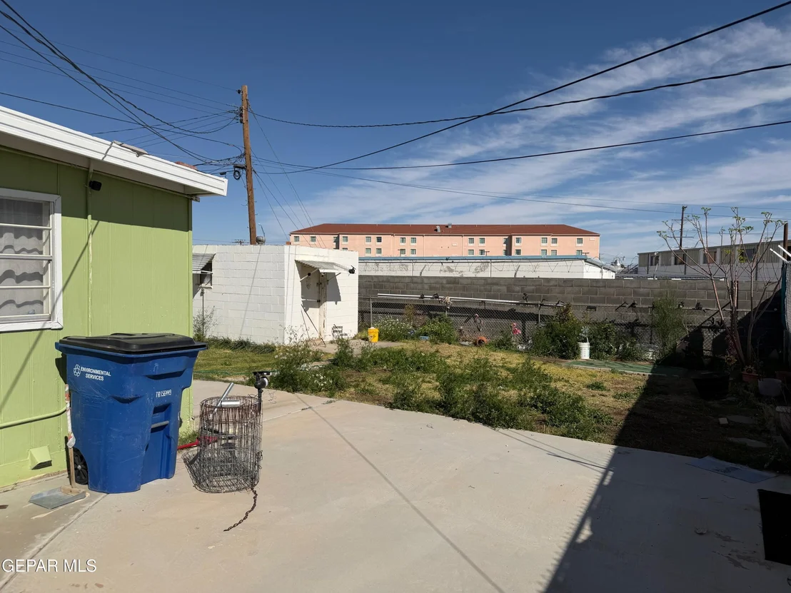 Photo of 1104 CHEYENNE Trail