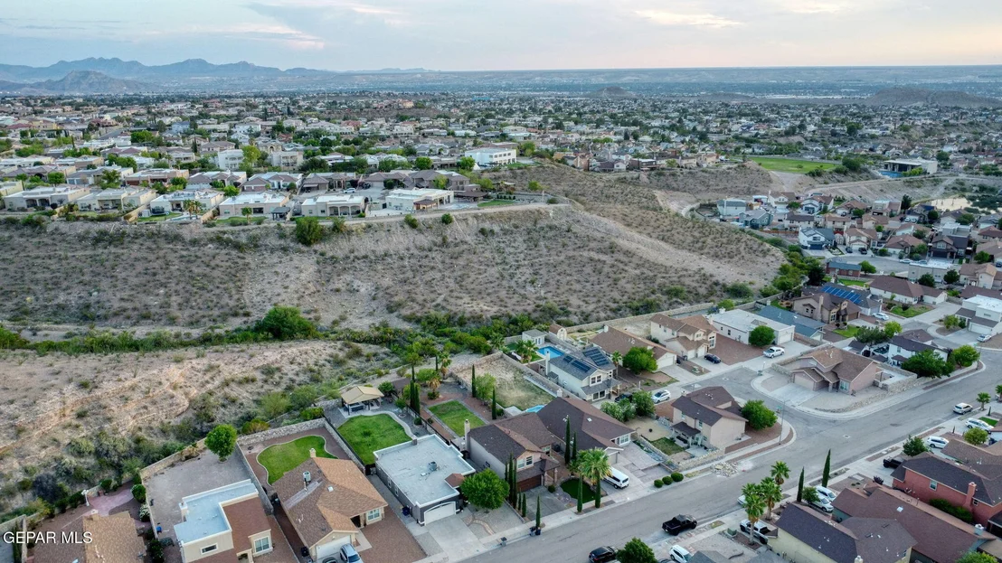 Photo of 6628 Parque del Sol Drive