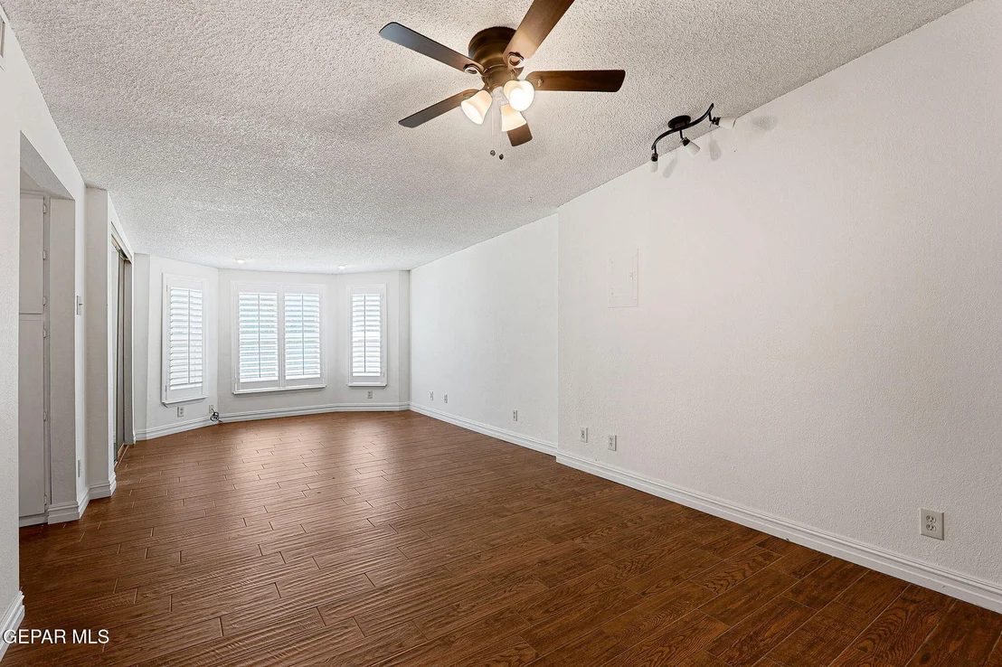 Photo of 4540 Swan Drive Drive