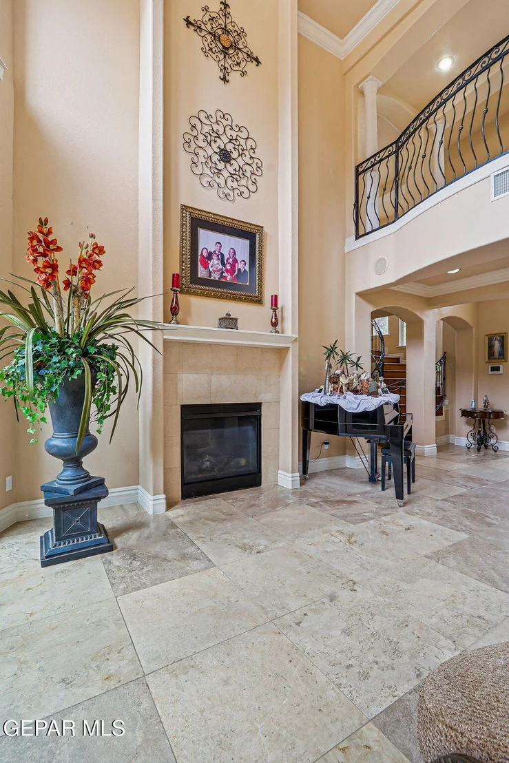 Photo of 609 MEADOW WILLOW Drive