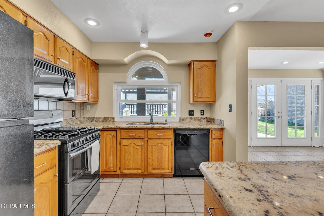 Photo of 652 BLUFF CANYON Circle