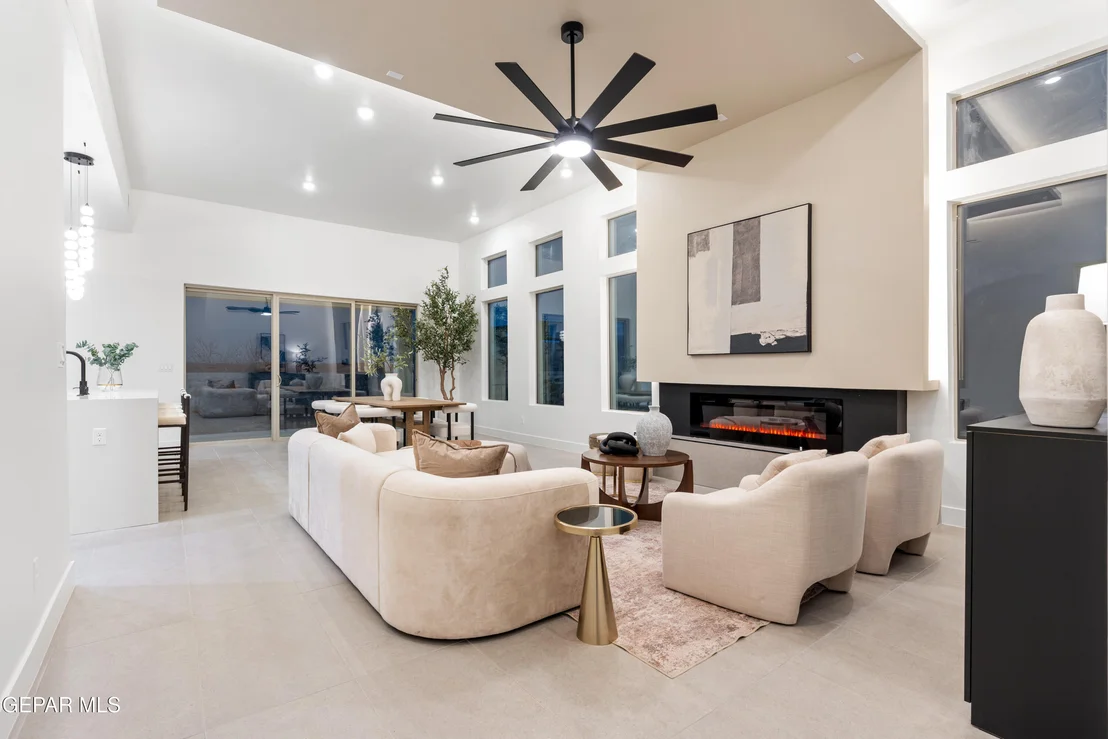 Photo of 1400 HARLAN POINT Place