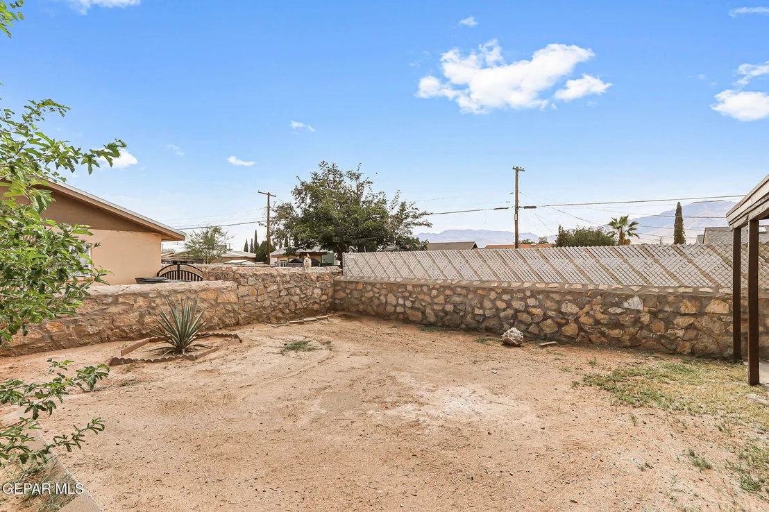 Photo of 5104 Mount Abbott Drive