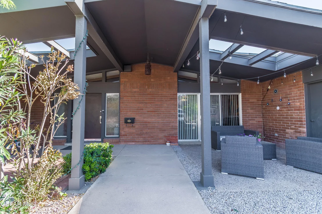Photo of 5716 OAK CLIFF Drive