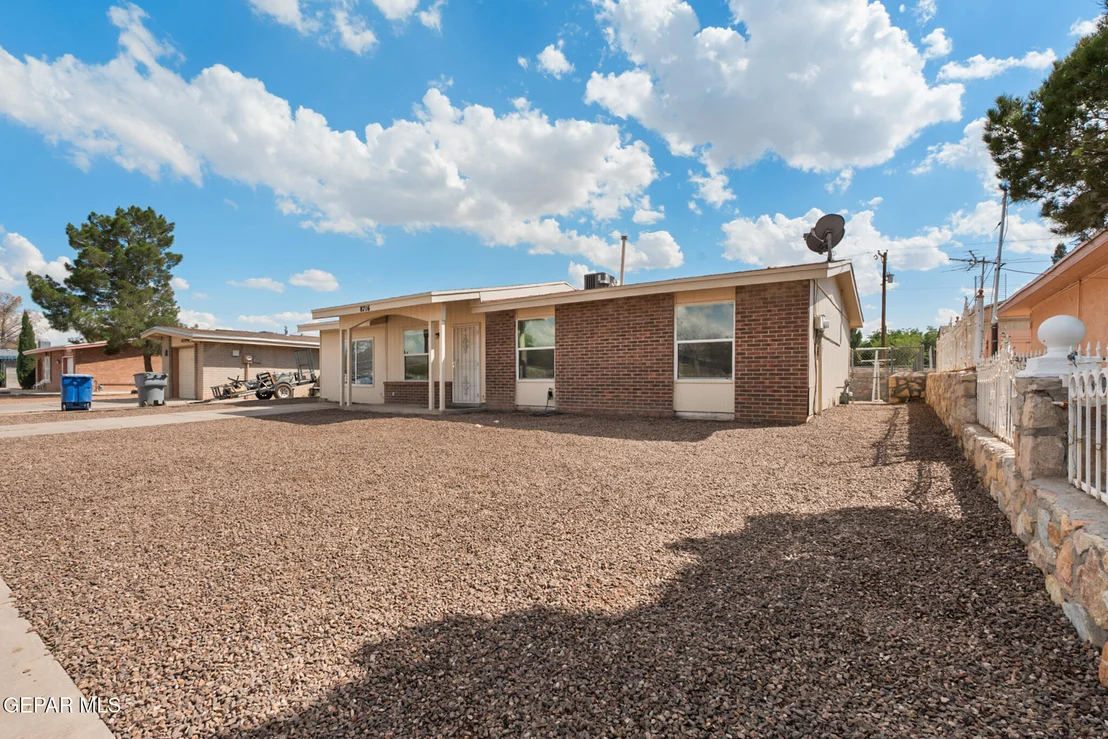 Photo of 8716 APARICIO Drive