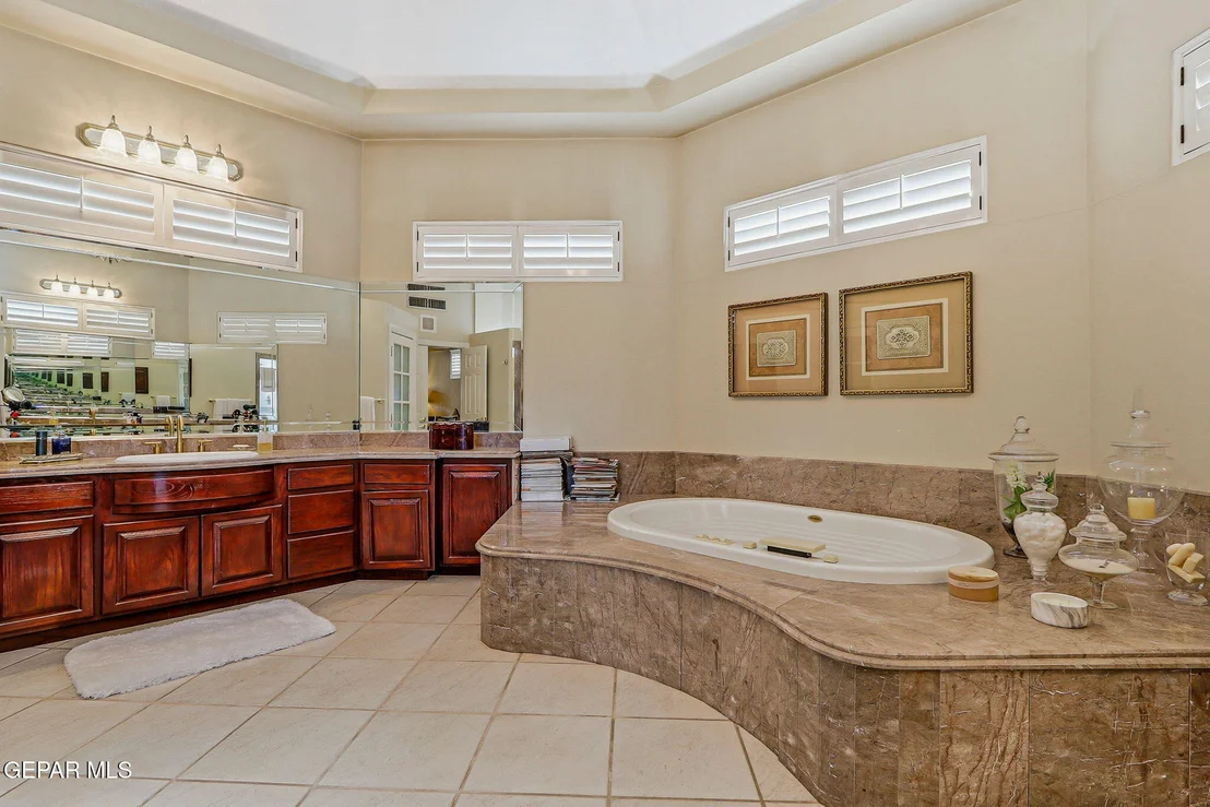 Photo of 5806 DIAMOND POINT Circle