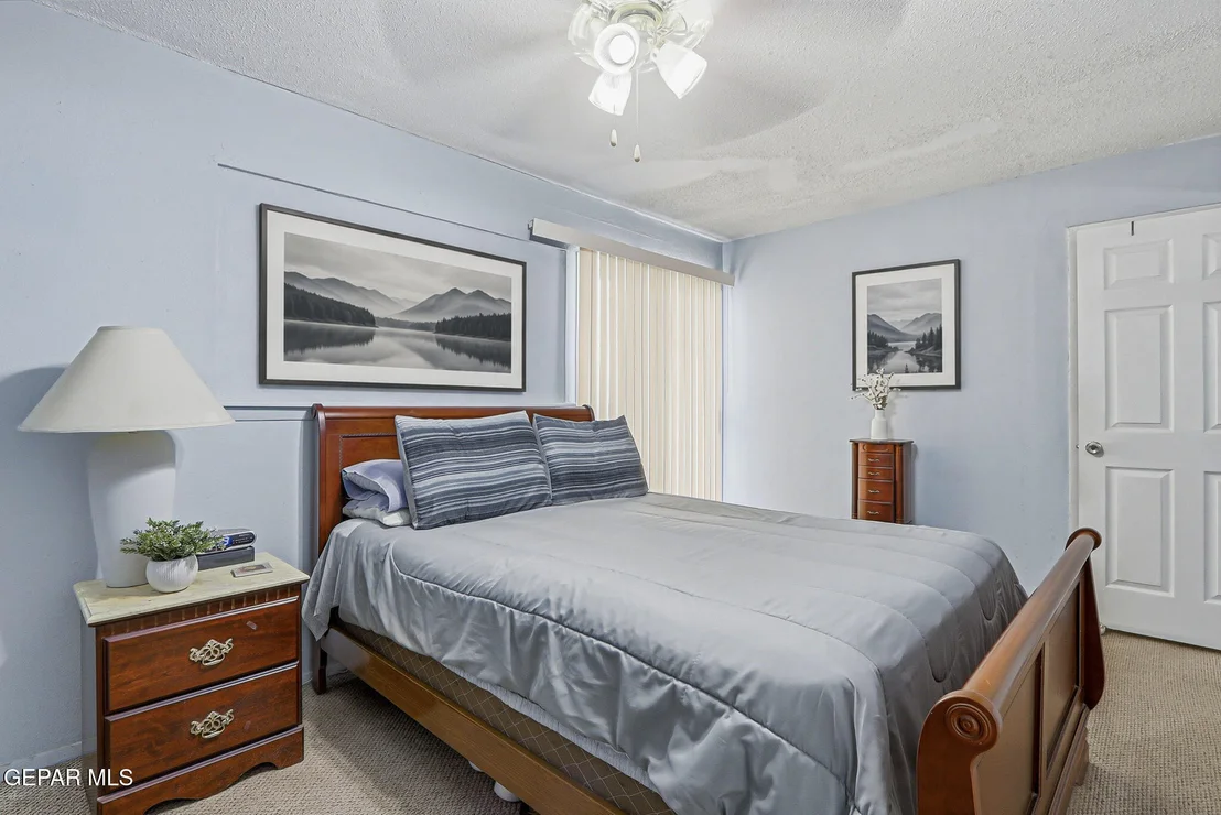 Photo of 323 VALLE SERENO Drive