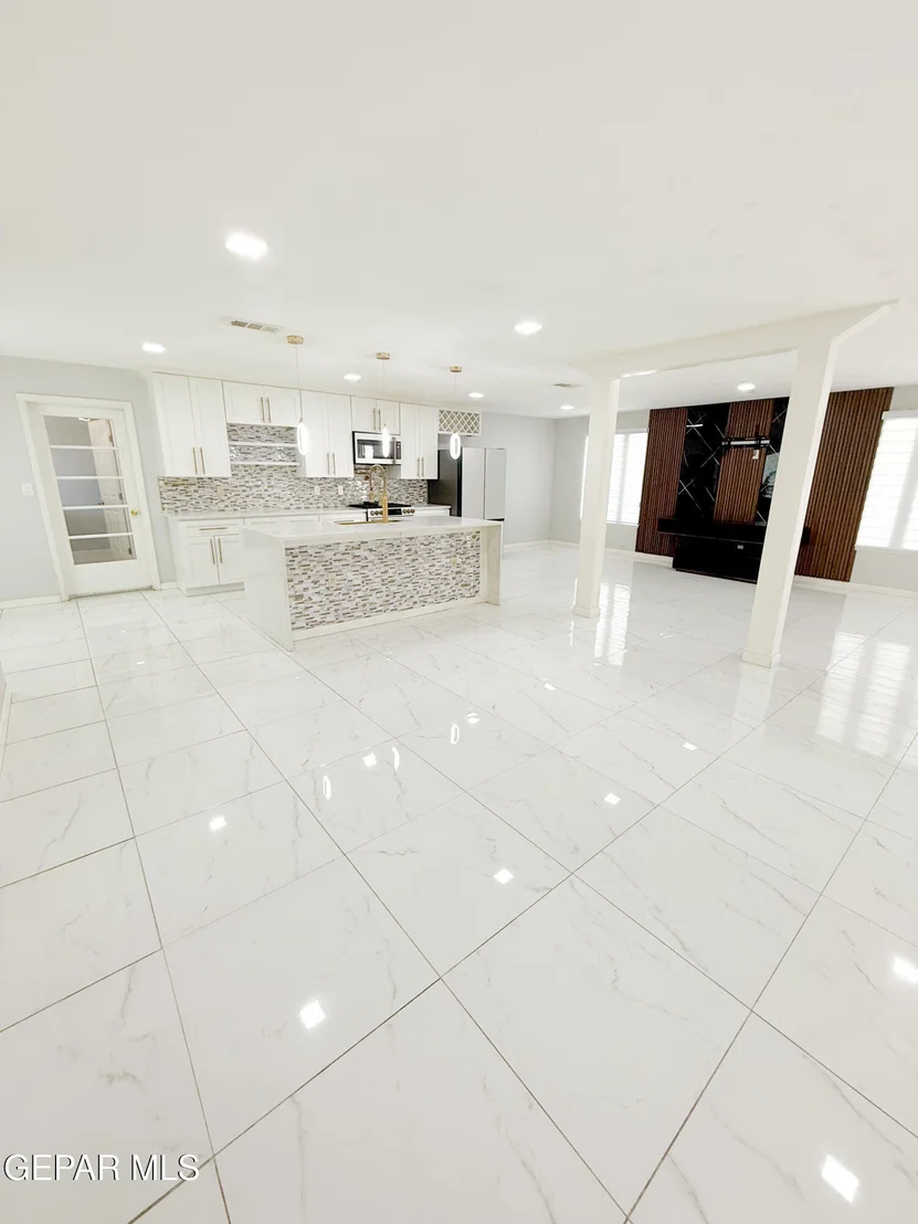 Photo of 3112 EADS Place