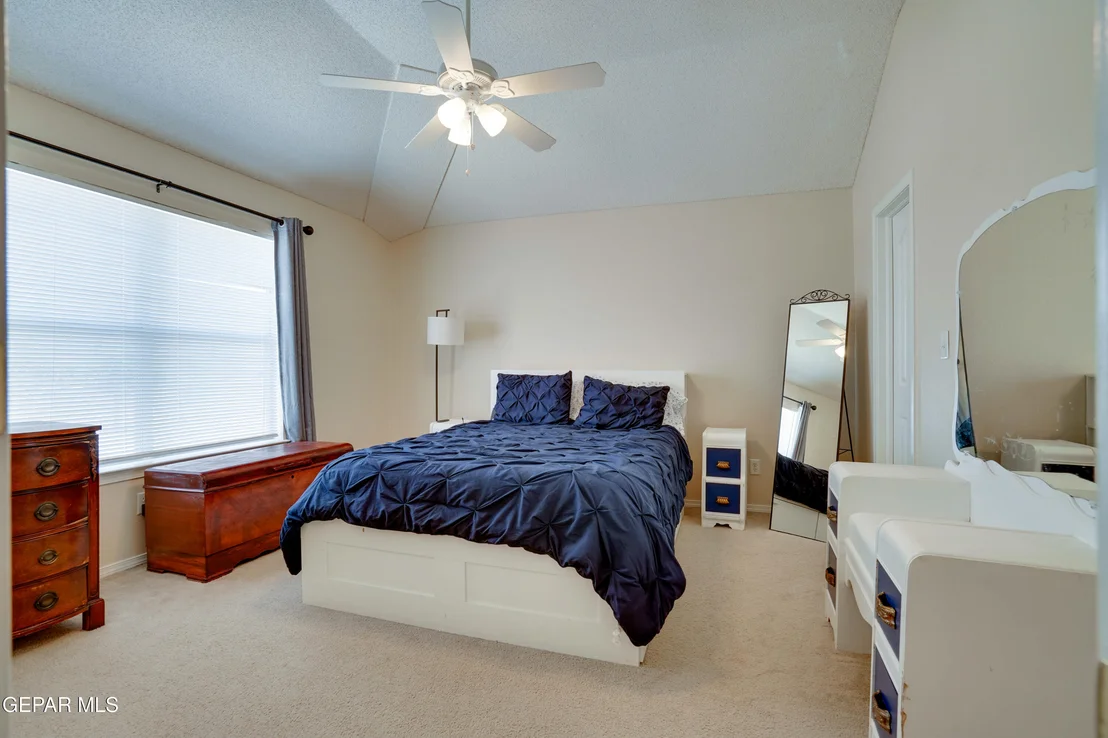 Photo of 13261 Walker Post Avenue
