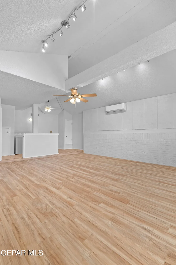 Photo of 5653 Saplinas Road