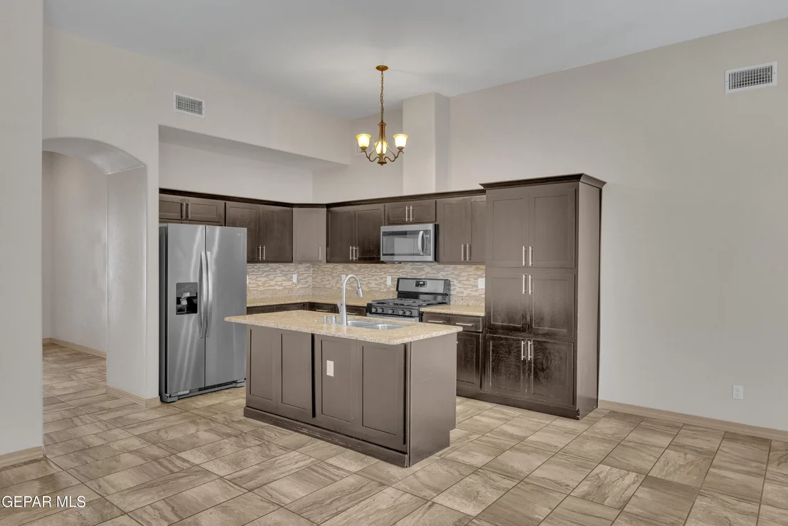 Photo of 7812 ENCHANTED VIEW Drive