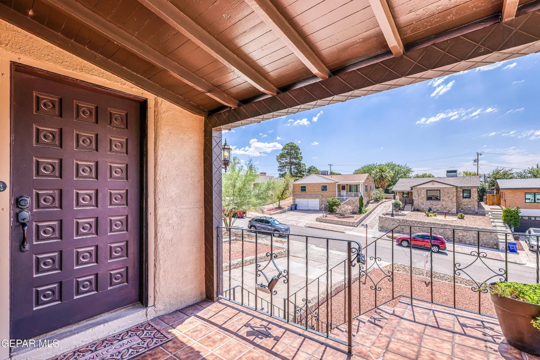 Photo of 825 Galloway Drive