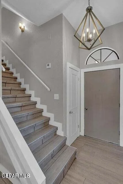 Photo of 1761 onizuka Drive