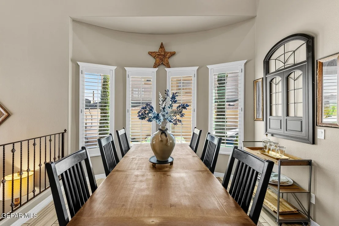 Photo of 7893 Enchanted View Drive