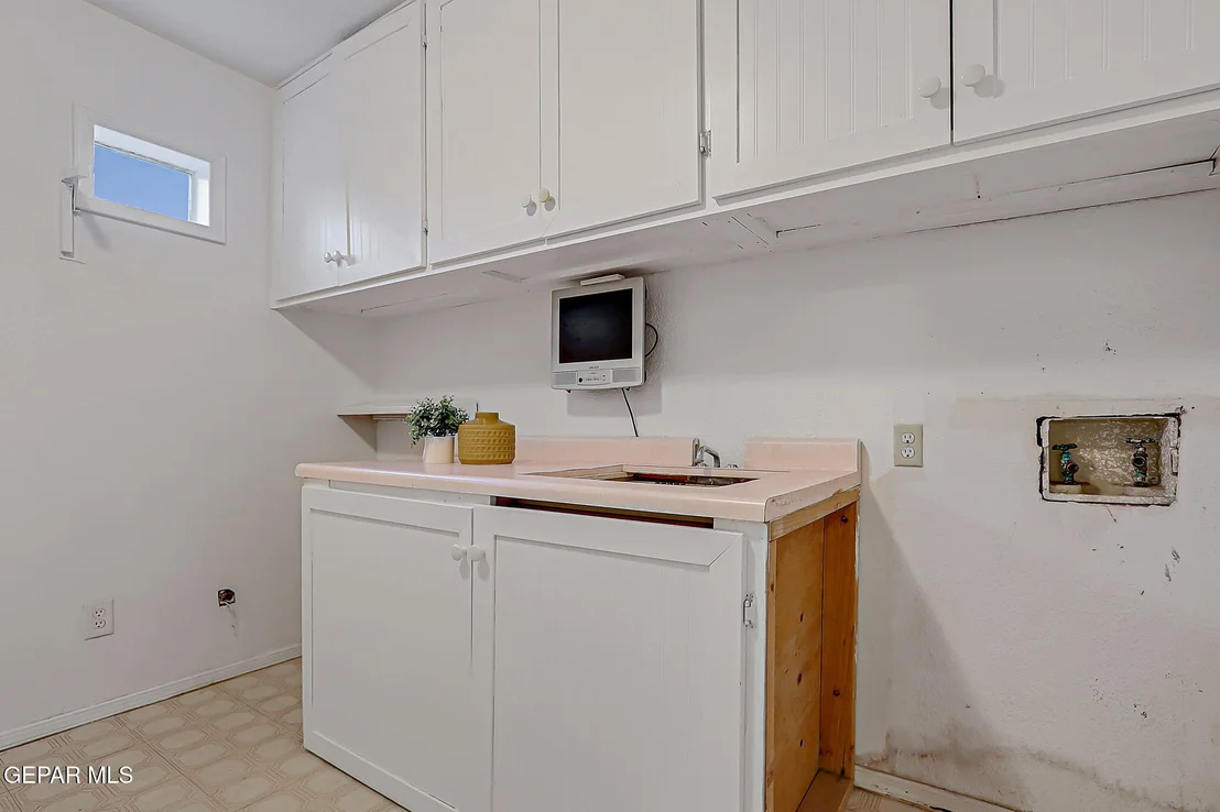 Photo of 11604 Cedar crest Drive
